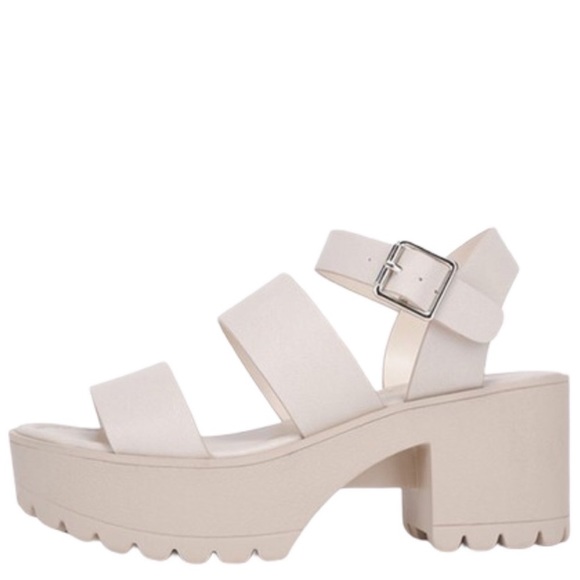 Best Seller! Soda Account Nude Lug Sole Heeled Sandal 9 - Picture 2 of 5